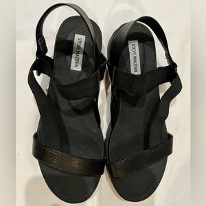 Steve Madden Black Casual Sandals - Women’s Size 10